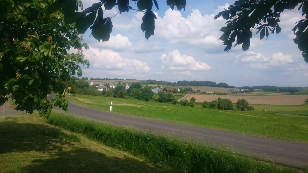 Eifelyeti Ferienwohnung Ellscheid Esterno foto